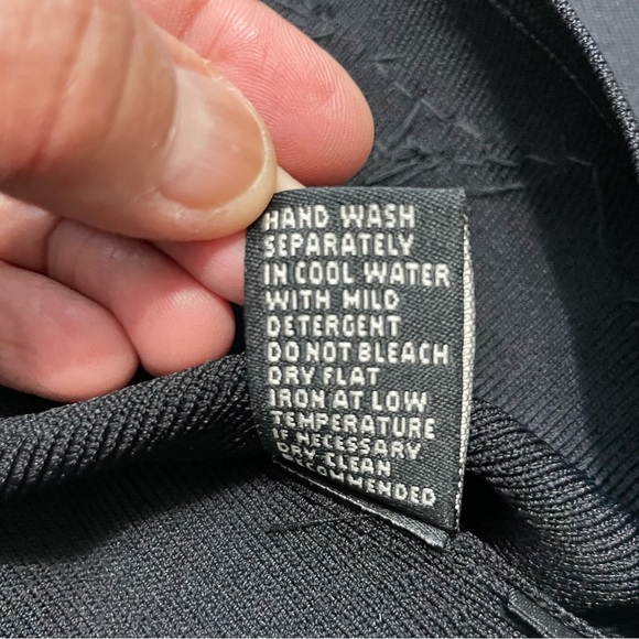 BCBGMAXAZRIA Black Beaded Twin Set Cardigan & Tank Top Medium - Picture 14 of 15